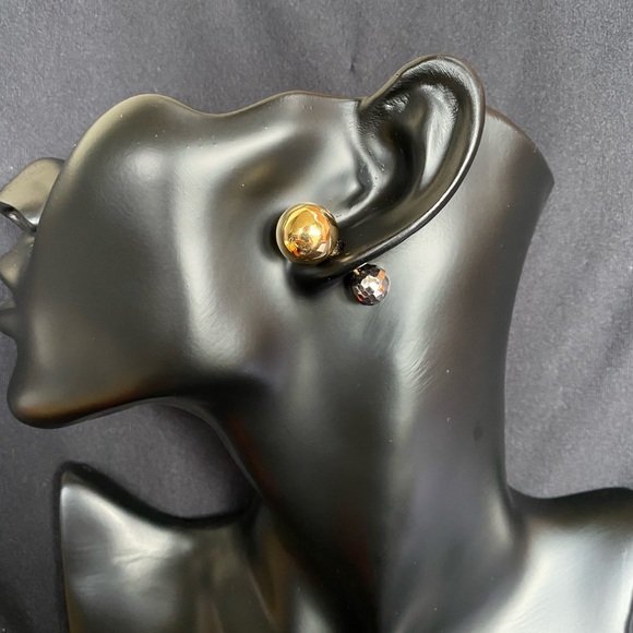 Real 18K Gold Earrings - Picture 7 of 7